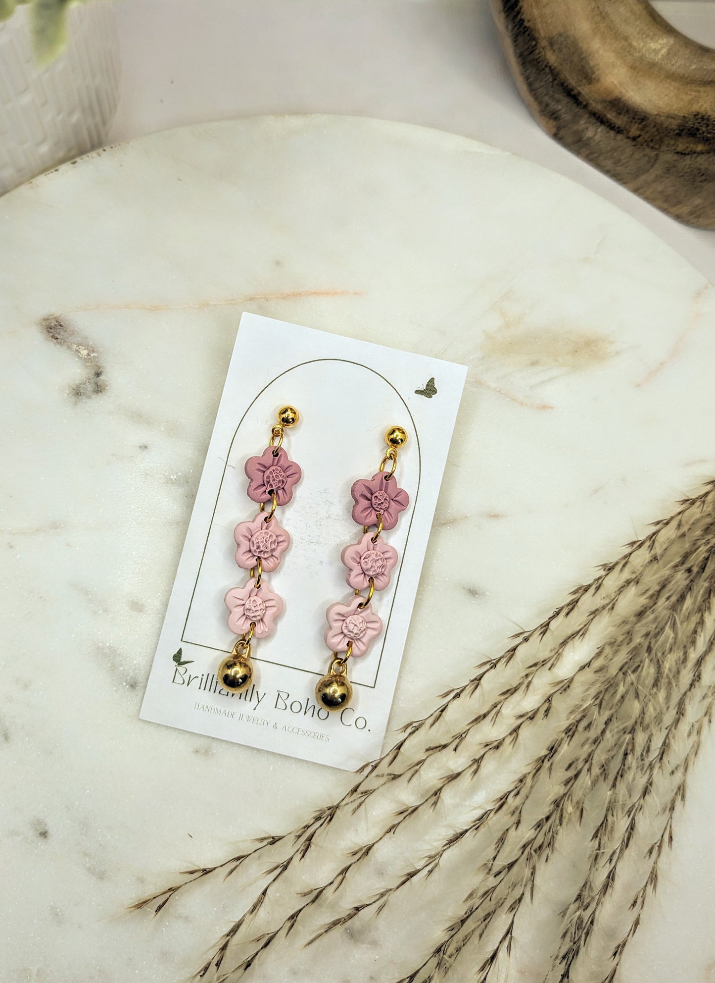Ombre Daisy Dangle
