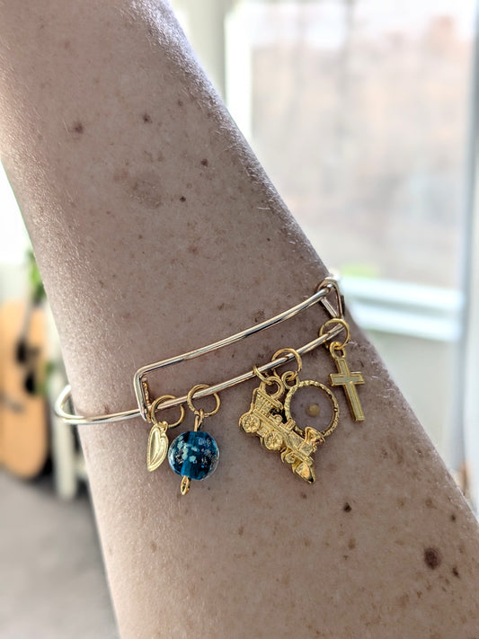 Zayne Train Charm bracelet