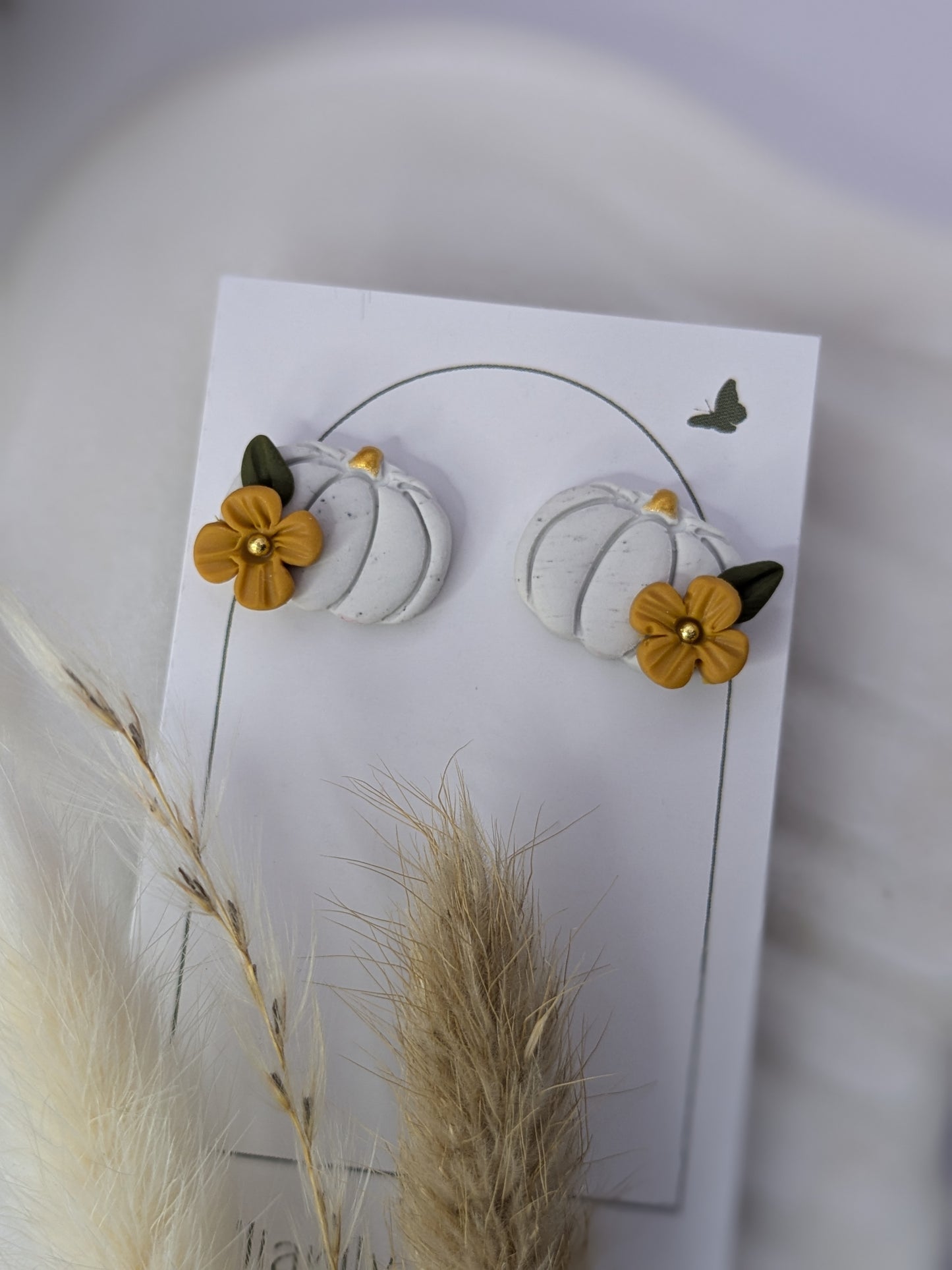 Petite Pumpkin Studs with Flower